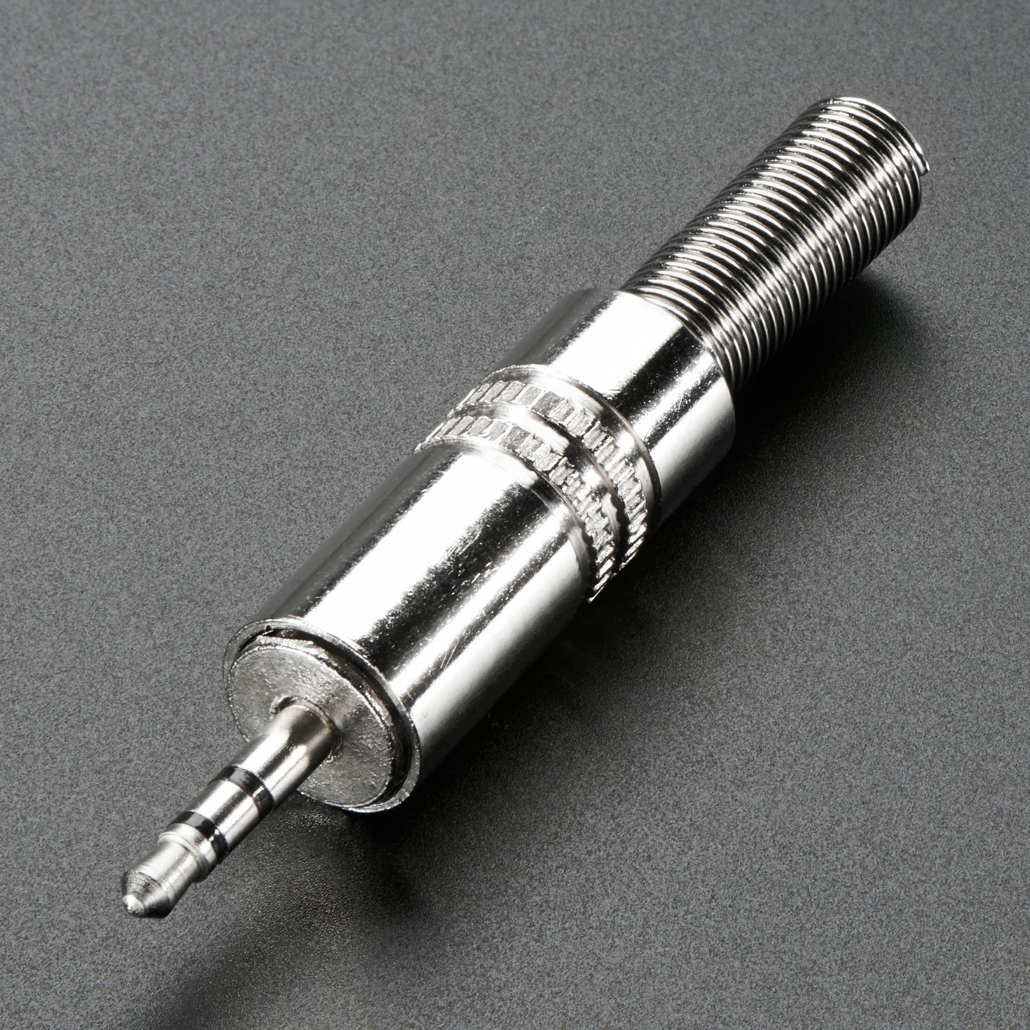 2.5mm DIY Stereo Plug Connector by Adafruit - The Pi Hut