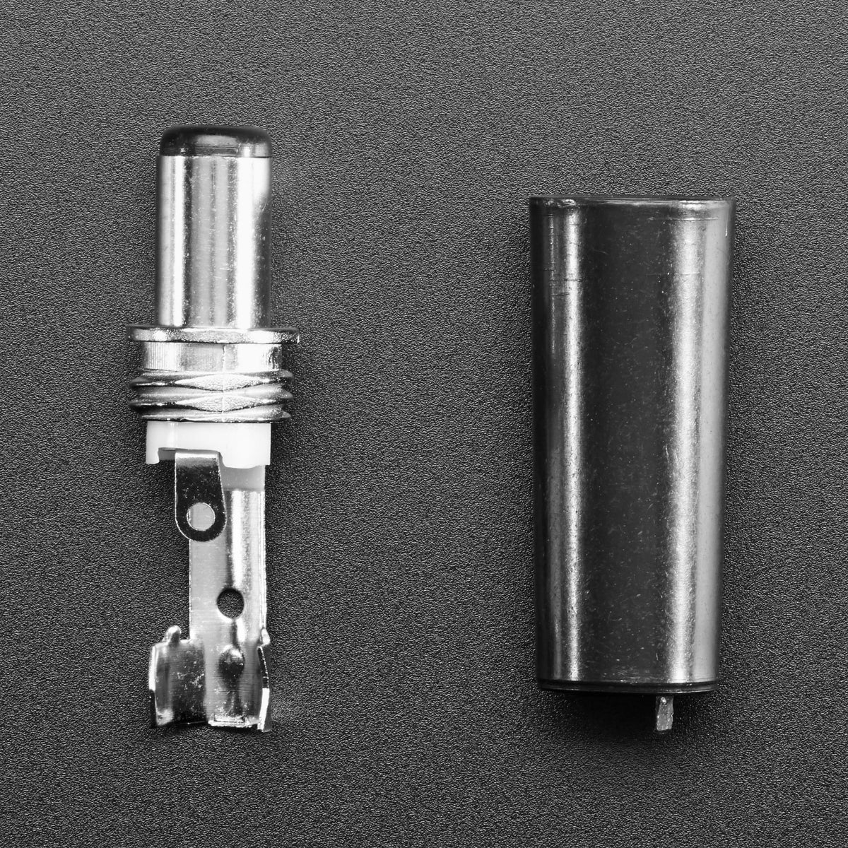 5.5 / 2.1mm Barrel Connector - DC Power Plug by Adafruit - The Pi Hut