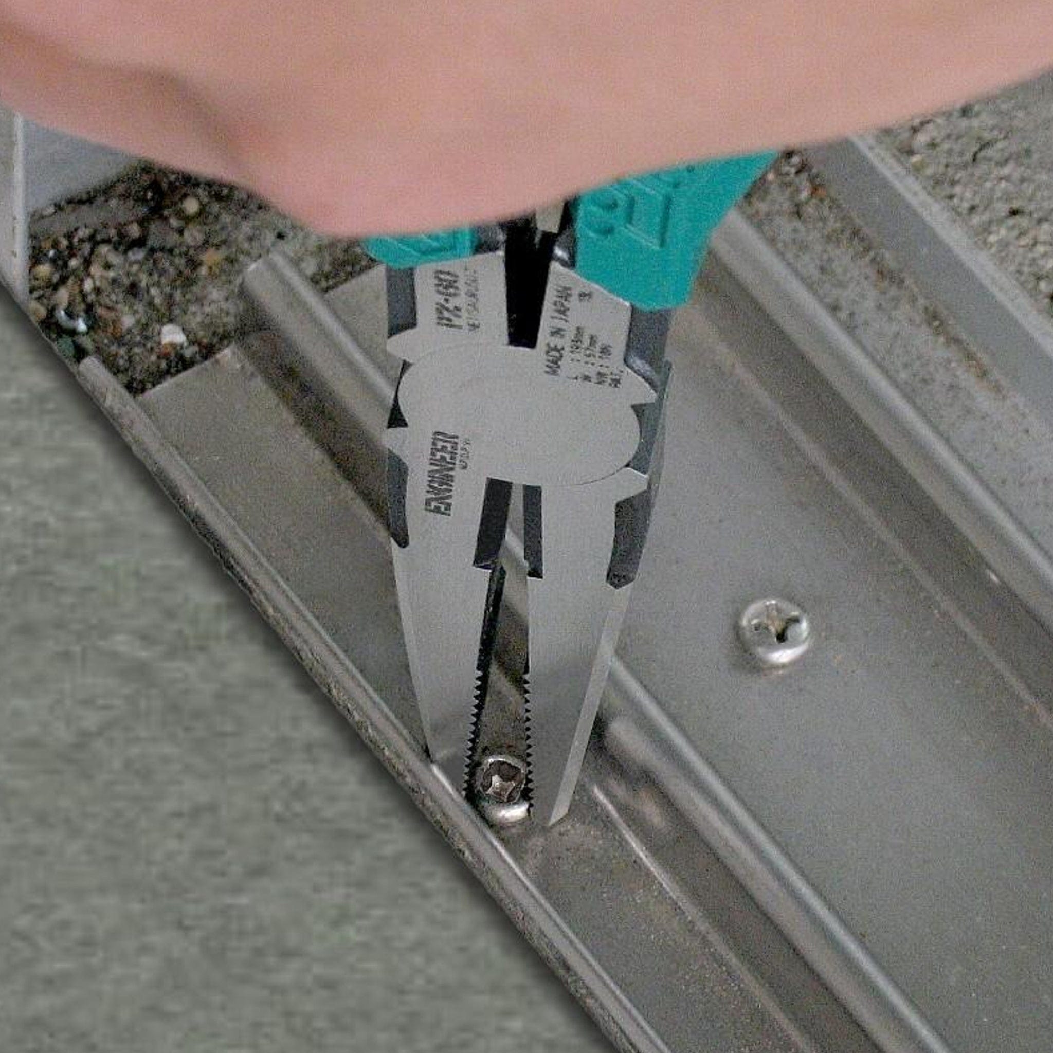 Engineer PZ-60 Neji-Saurus Long-Nose Screw Removal Pliers by Engineer - The Pi Hut