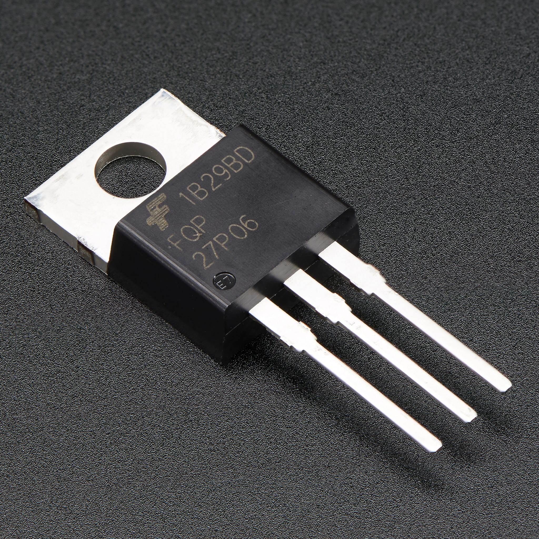 P-channel Power MOSFET - TO-220 Package (25A / 60V) by Adafruit - The Pi Hut