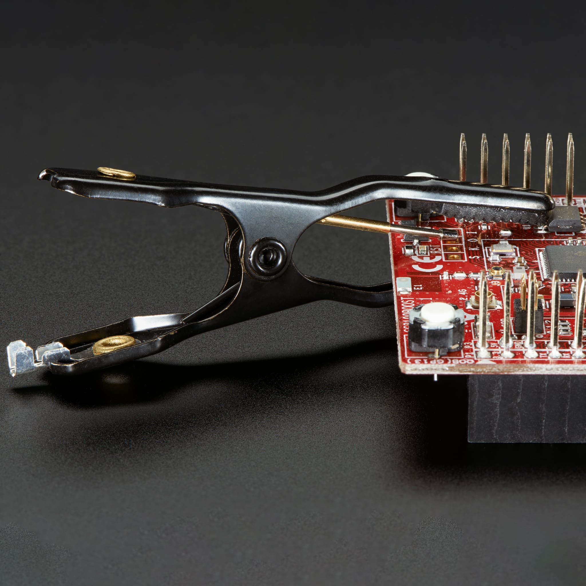 Pogo Pin Probe Clip by Adafruit - The Pi Hut