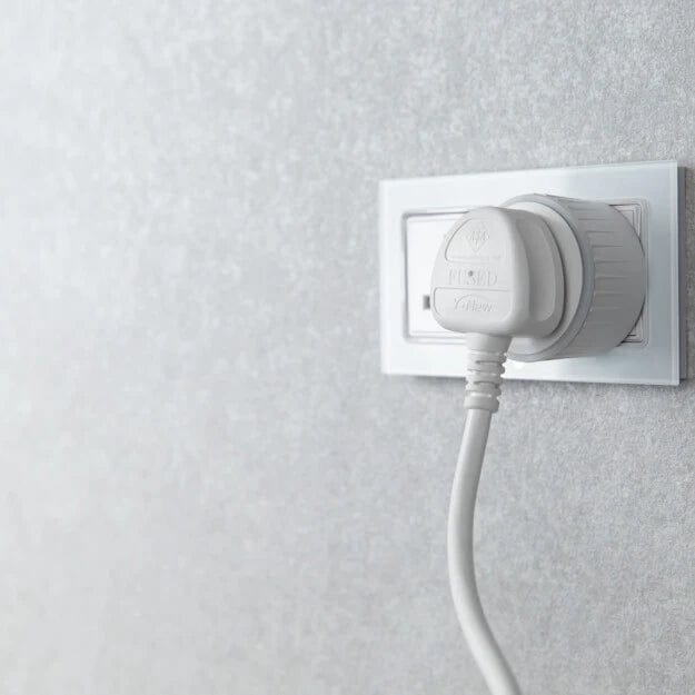 Shelly Plus Plug (UK) by Shelly - The Pi Hut