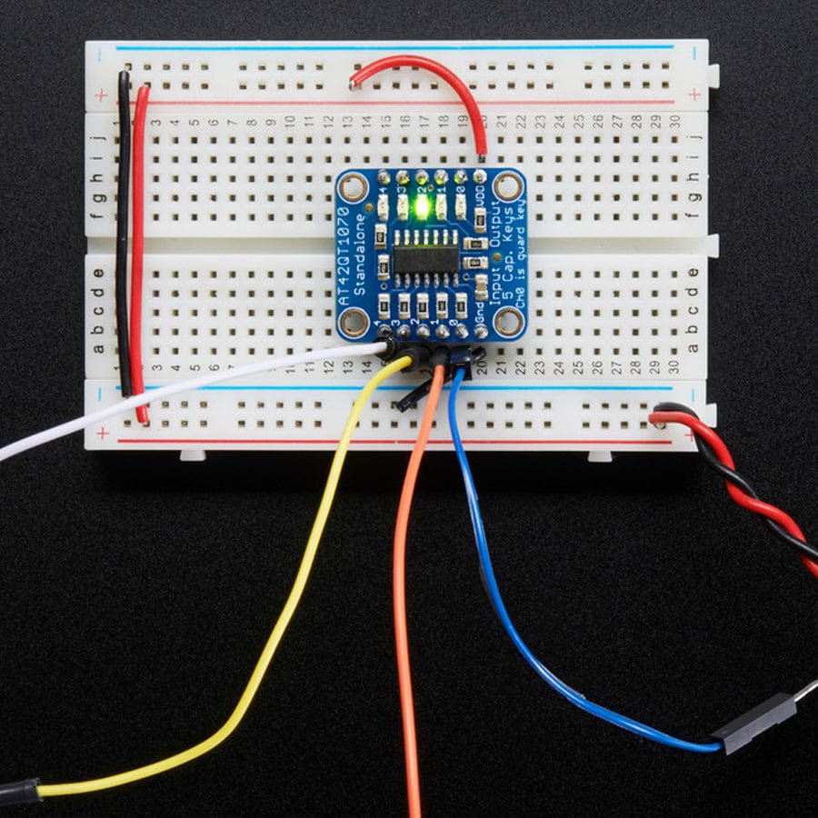 Standalone 5-Pad Capacitive Touch Sensor Breakout - AT42QT1070 by Adafruit - The Pi Hut