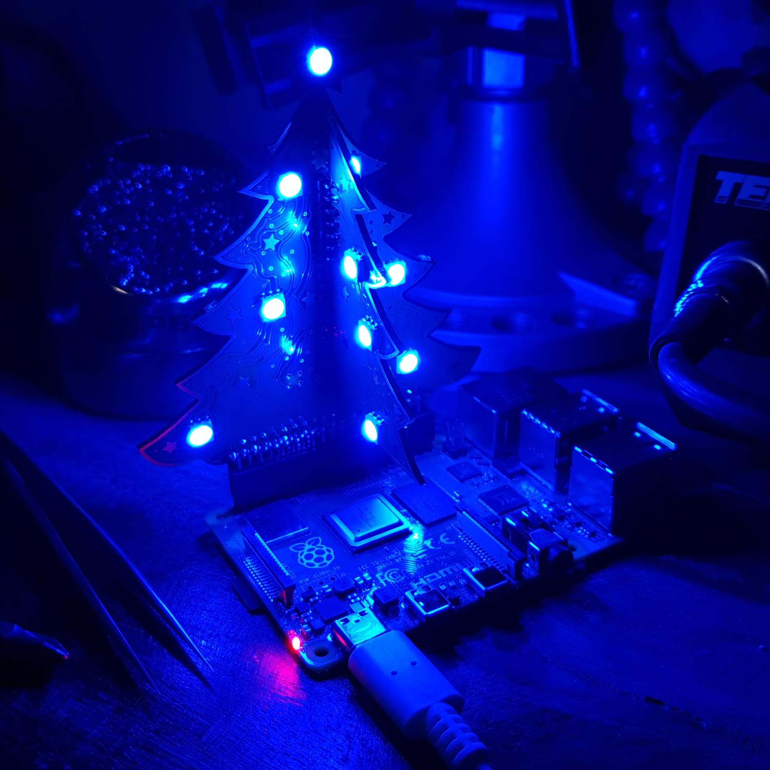 3D RGB Xmas Tree for Raspberry Pi by The Pi Hut - The Pi Hut