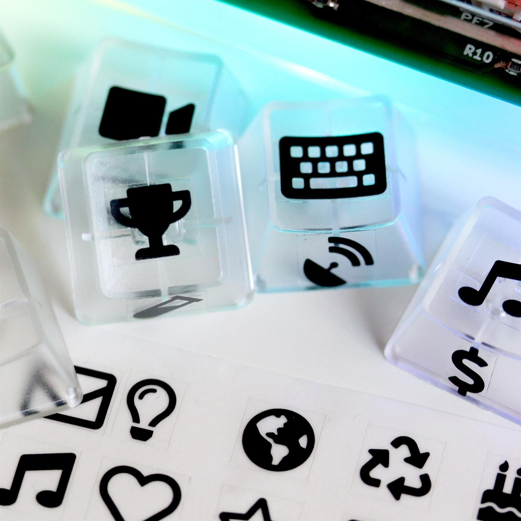 Anavi Macro Pad 8 Kit by Anavi Technology - The Pi Hut