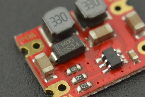 DC-DC Automatic Step Up-down Power Module (2.5~15V to 3.3V 600mA) by DFRobot - The Pi Hut