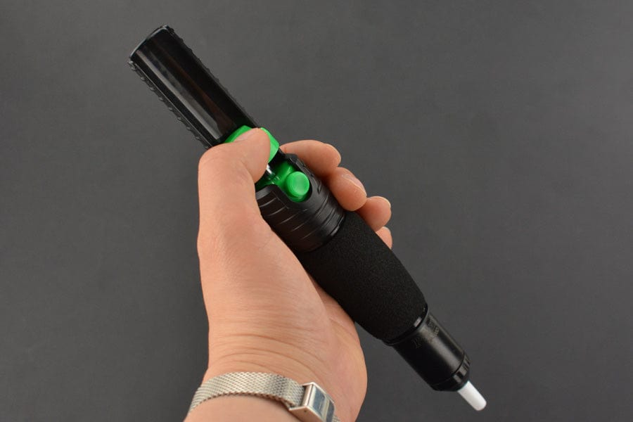 Desoldering Pump by DFRobot - The Pi Hut