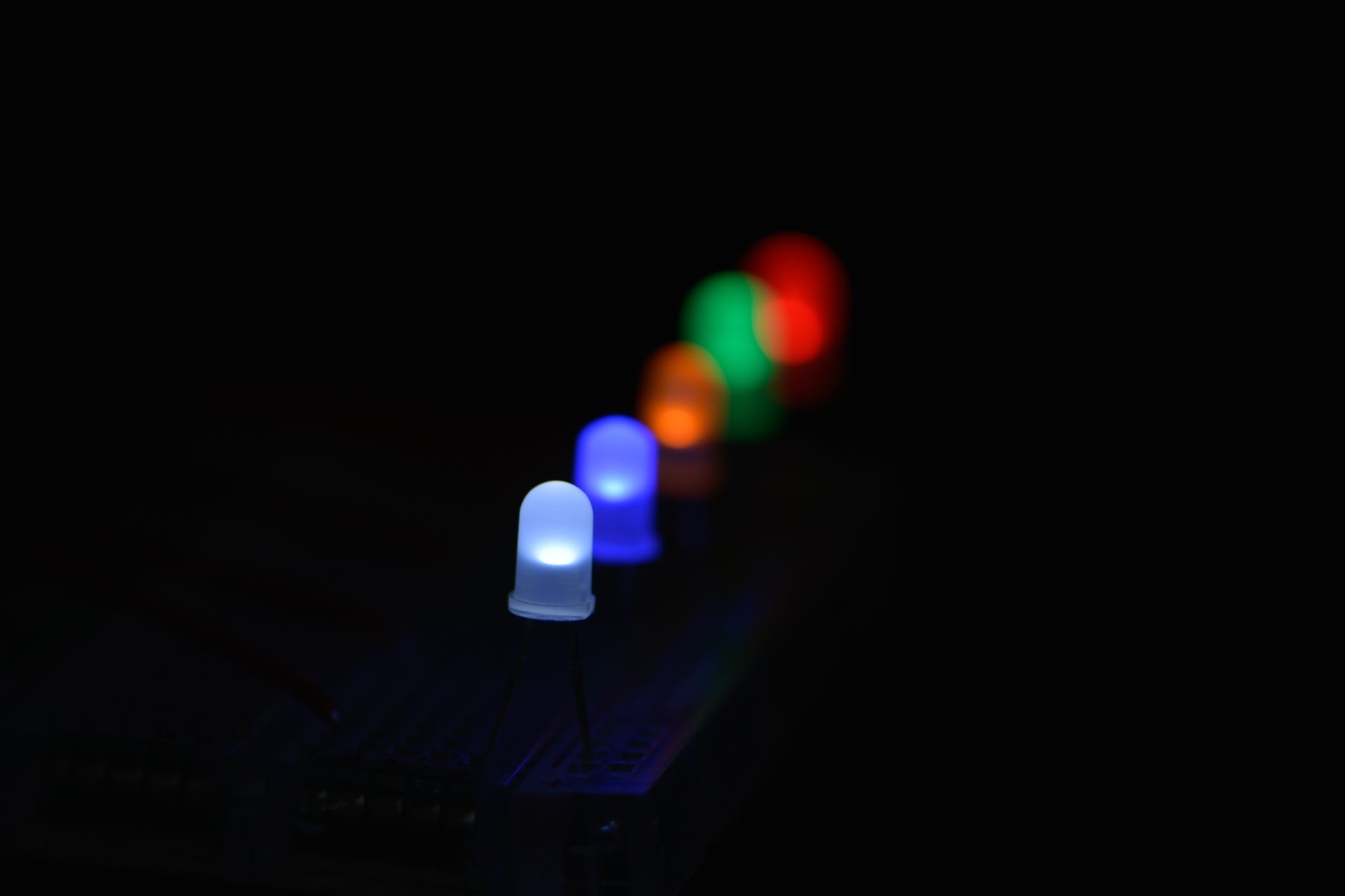 Diffused 5mm LED Pack (50 PCS) by DFRobot - The Pi Hut