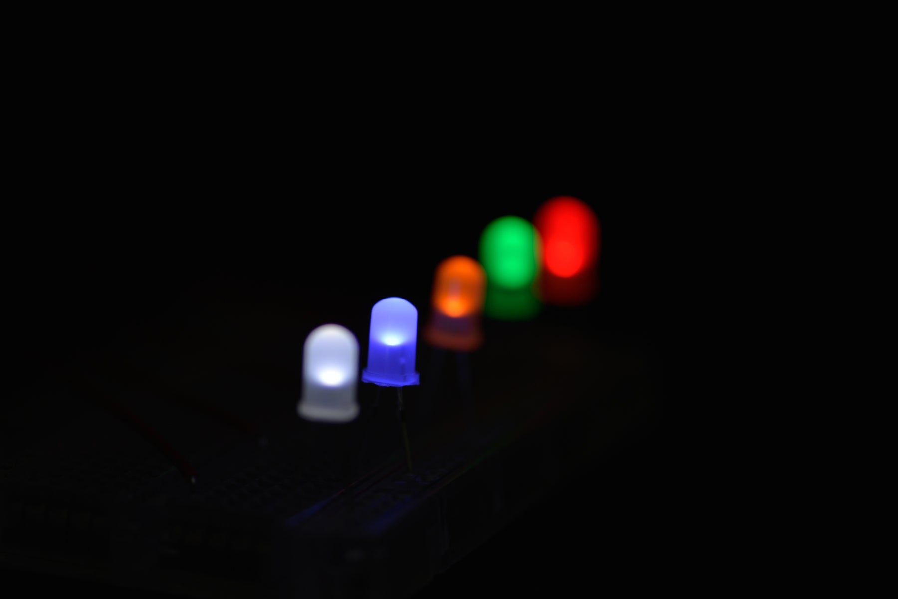 Diffused 5mm LED Pack (50 PCS) by DFRobot - The Pi Hut