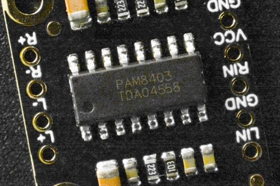 Fermion: 3W Mini Audio Stereo Amplifier - W2.54 (Breakout) - The Pi Hut