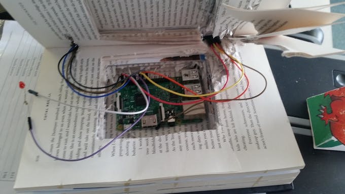 Raspberry Pi Roundup - a talking book, a blink-detecting camera and a multi-line hack for the Inky pHAT