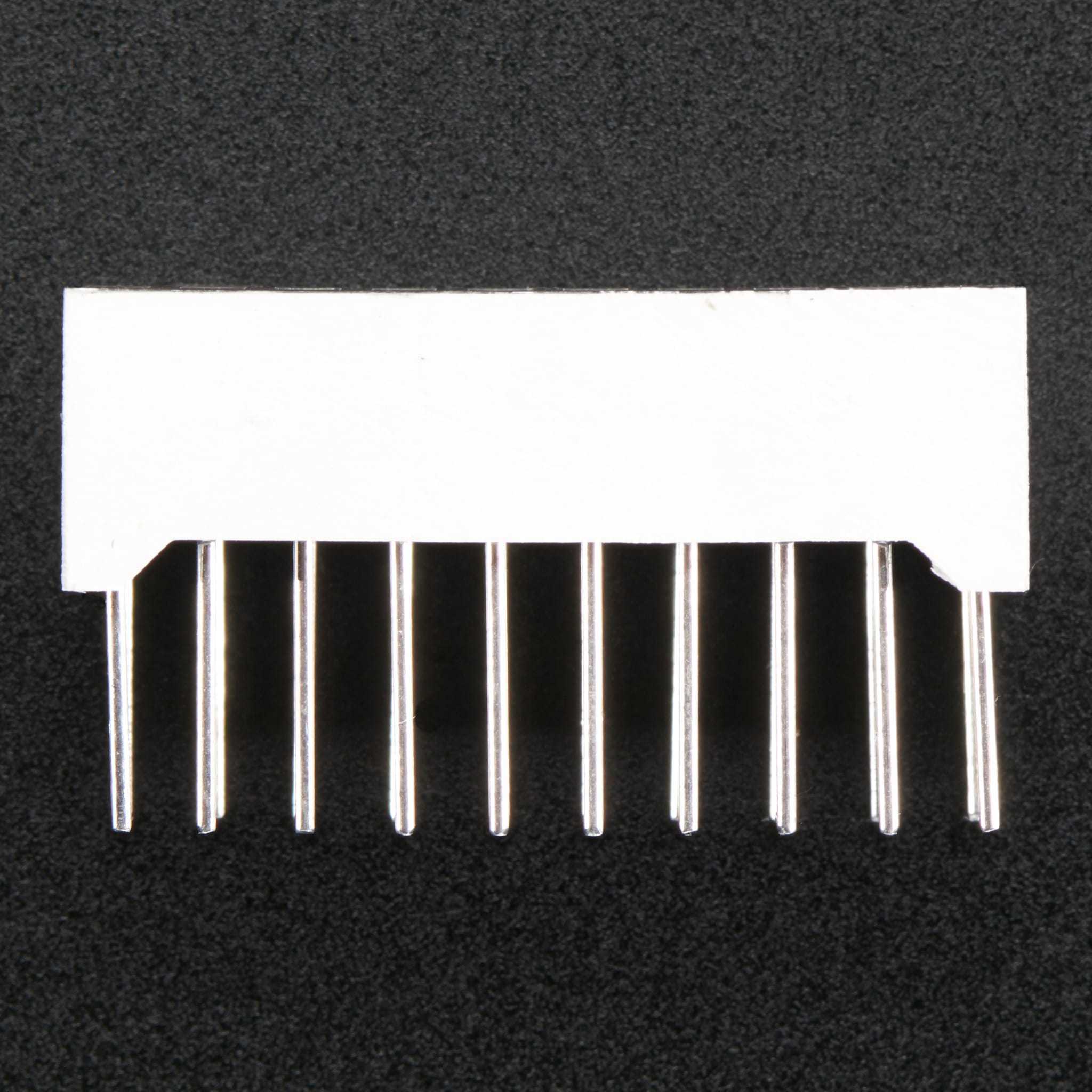 10 Segment Light Bar Graph LED Display - Amber (KWL-R1025UAB) by Adafruit - The Pi Hut