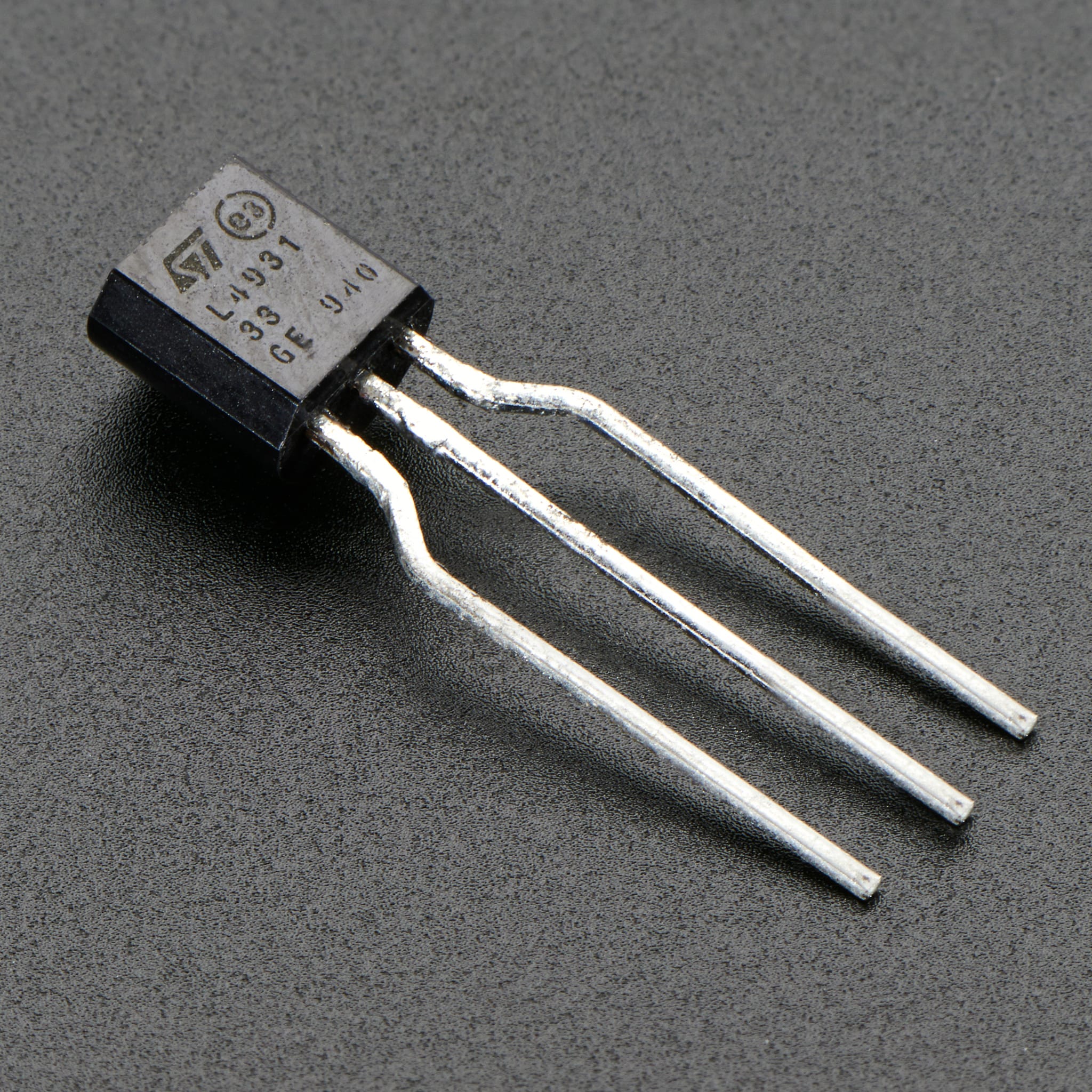 3.3V 250mA Linear Voltage Regulator - L4931-3.3 TO-92 by Adafruit - The Pi Hut