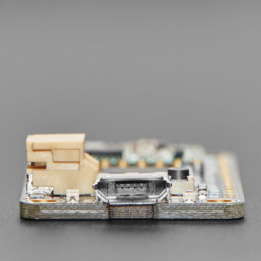 Adafruit Feather 32u4 RFM69HCW Packet Radio - 868 or 915 MHz (RadioFruit) by Adafruit - The Pi Hut