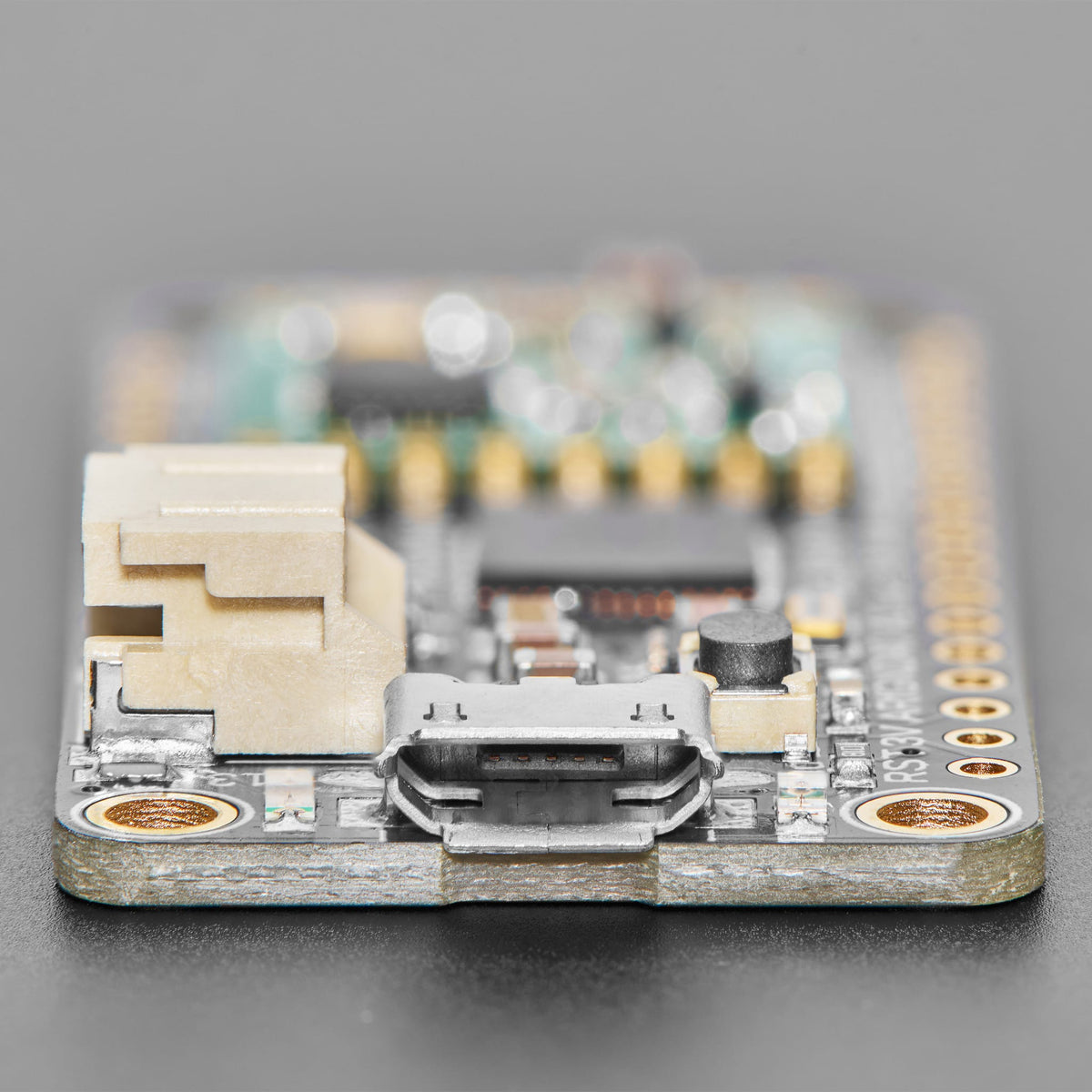 Adafruit Feather M0 RFM69HCW Packet Radio - 868 or 915 MHz (RadioFruit) by Adafruit - The Pi Hut
