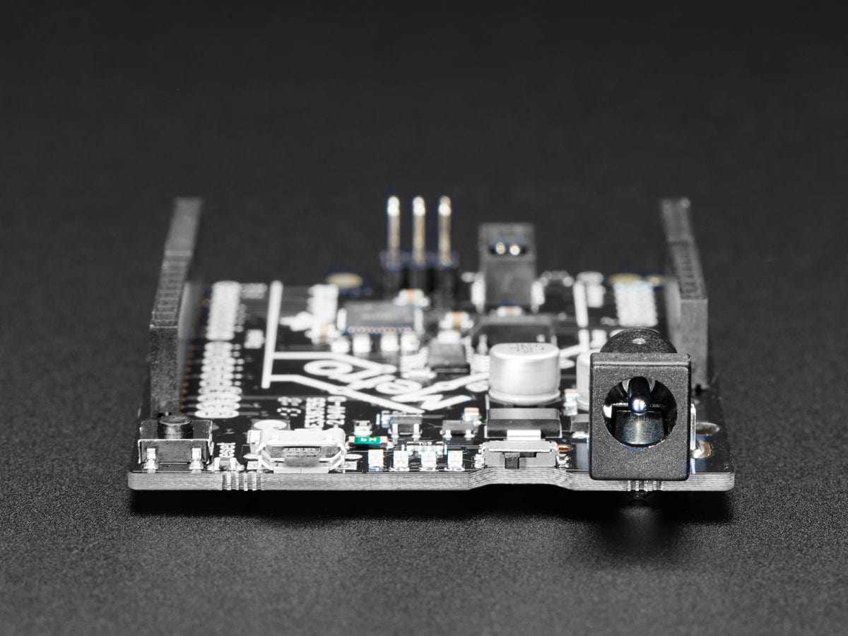 Adafruit METRO M0 Express - designed for CircuitPython - The Pi Hut