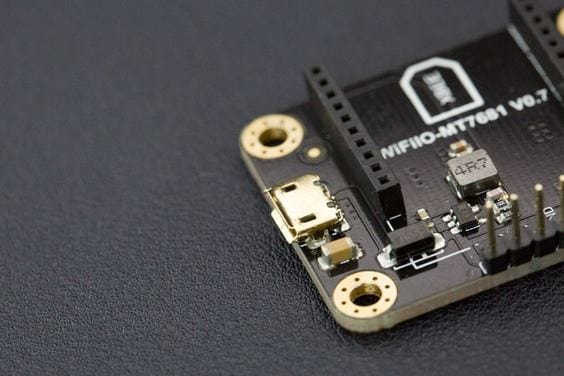 Gravity: WiFi Bee-MT7681 I/O Breakout Board - The Pi Hut