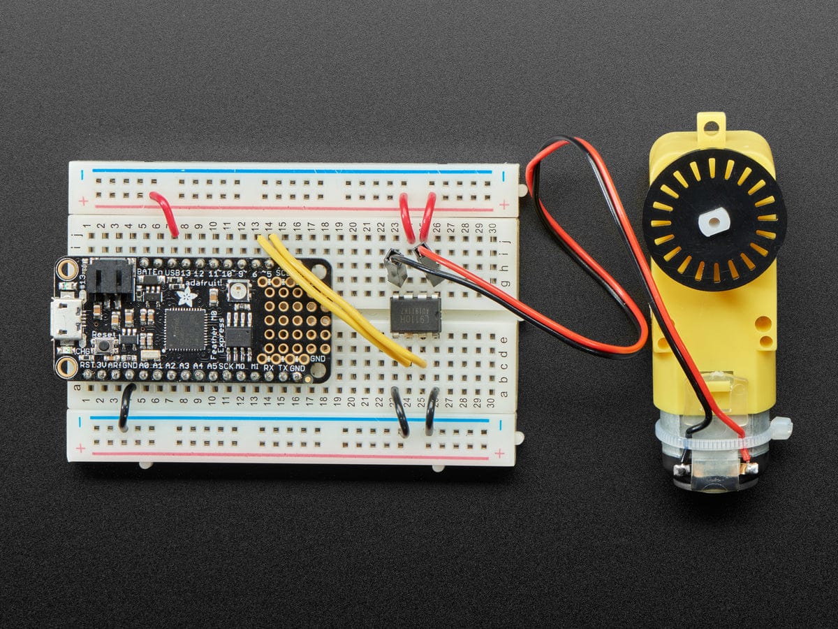 L9110H H-Bridge Motor Driver for DC Motors - 8 DIP - The Pi Hut
