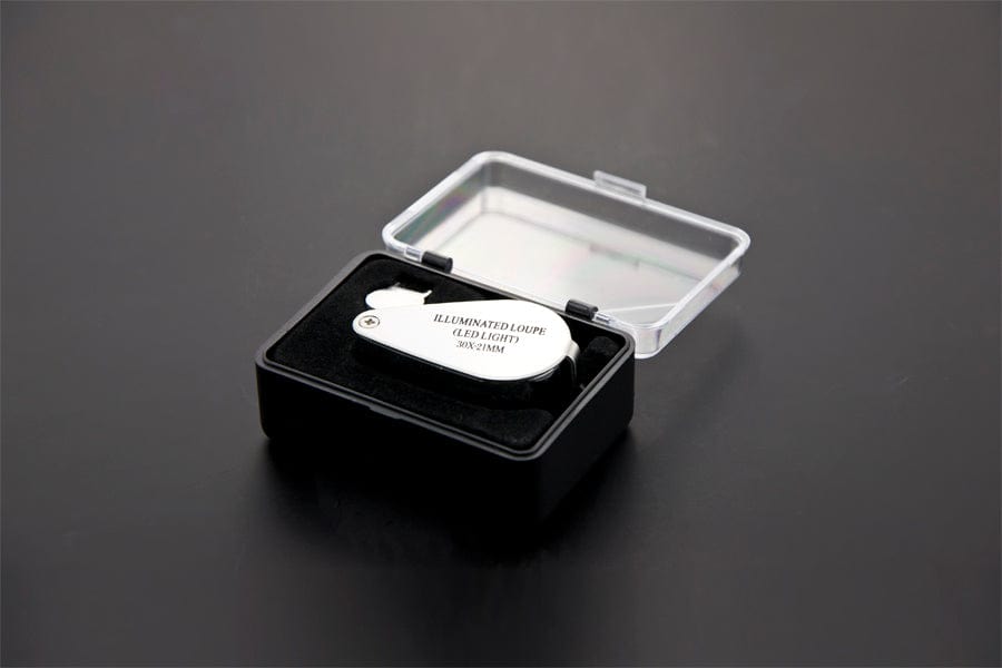 Mini Illuminated Loupe 30X / Magnifier with LED Lights - The Pi Hut