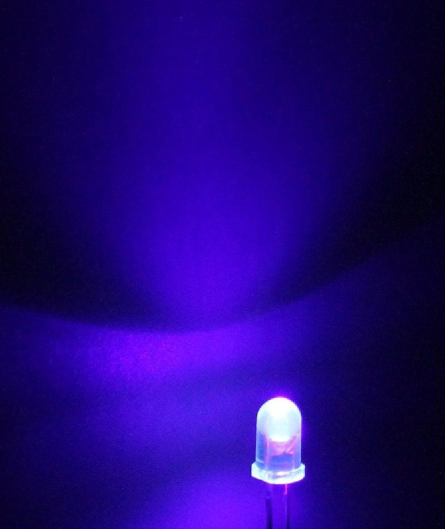 100 LED UV ULTRAVIOLETTI 5mm lampada alta luminosità diodi purple